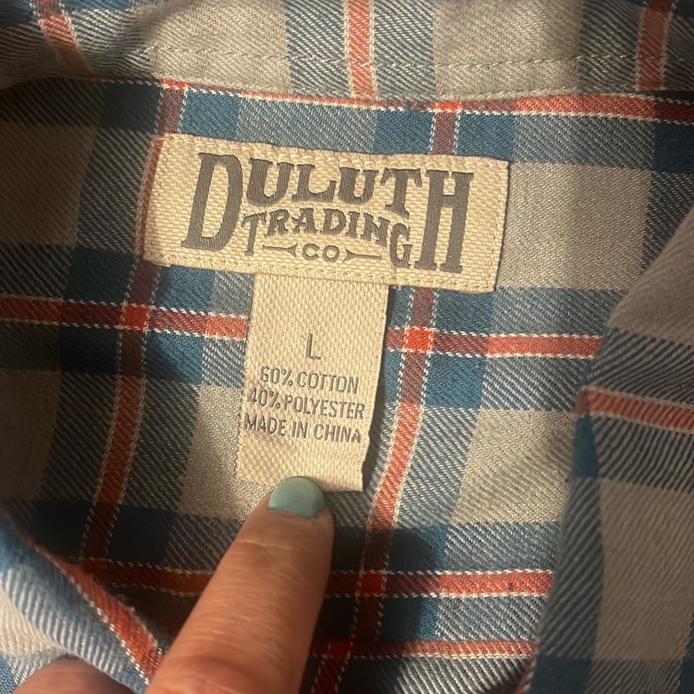 Men’s duluth button down - Picture 5 of 6